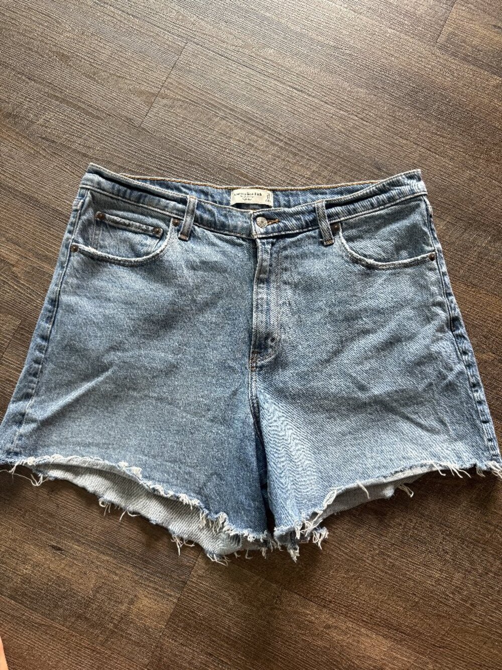 Abercrombie & Fitch High Rise Dad Jean Denim Short Size 33/16